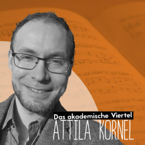 Portrait von Attila Kunnel vor einem braunen Hintergrund, in dem blass Noten zu erkennen sind