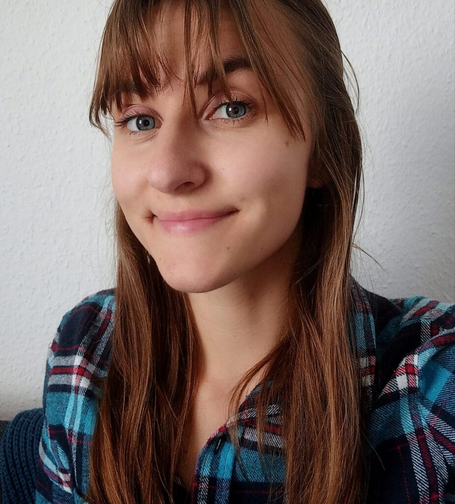 Portrait von Laura Klöppinger