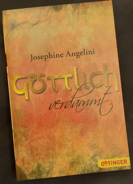 Buch von Josephine Angelini - Göttlich verdammt