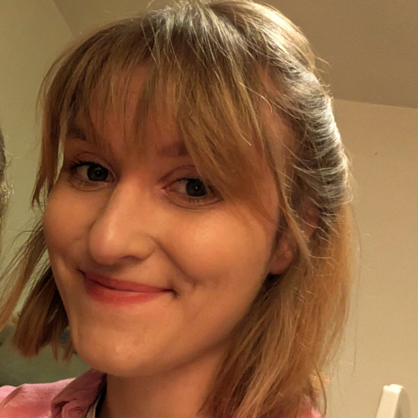 Portrait von Laura Klöppinger